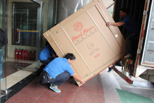 黄陵钢琴贵重工艺品无忧运
